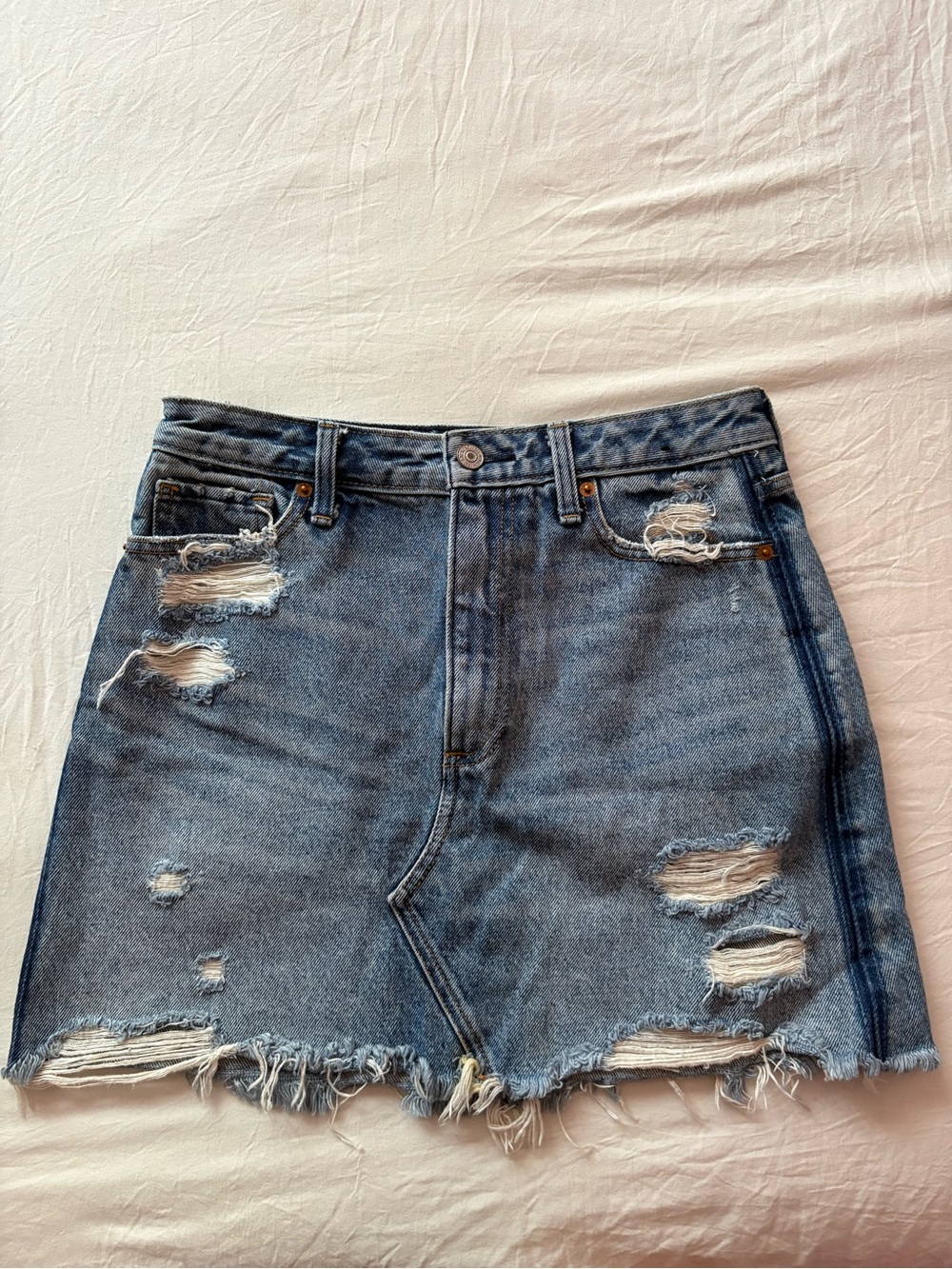 Abercrombie & Fitch Light Blue Distressed Denim Mini Skirt - Picture 1 of 3